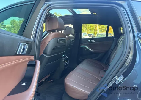 2020 BMW X6 Sdrive40I z USA, uszkodzony, nr VIN 5UXCY4C09L9D42959